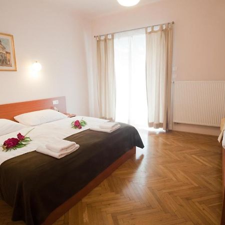 Alo Apartments Vila Klara Liubliana Quarto foto
