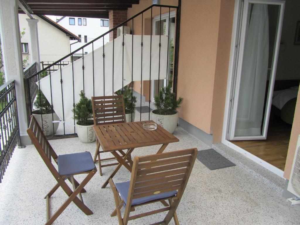 Alo Apartments Vila Klara Liubliana Exterior foto