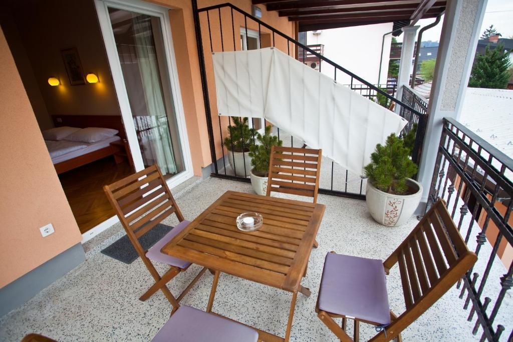 Alo Apartments Vila Klara Liubliana Quarto foto
