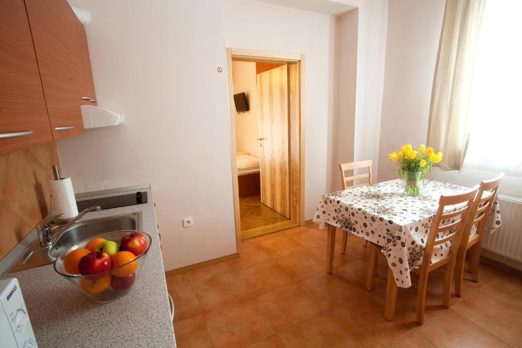 Alo Apartments Vila Klara Liubliana Quarto foto
